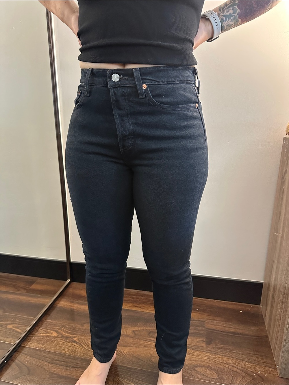 Levi's Black Wedgie Skinny Jeans, sz 28